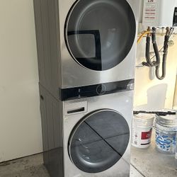 LG stackable Washer/Dryer 