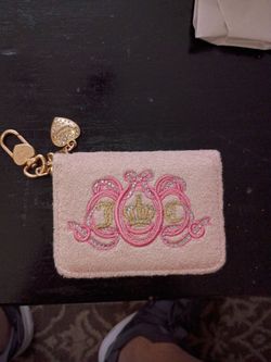 Juicy Couture beige and pink Juicy Couture quilted ID holder wallet with a chain charm