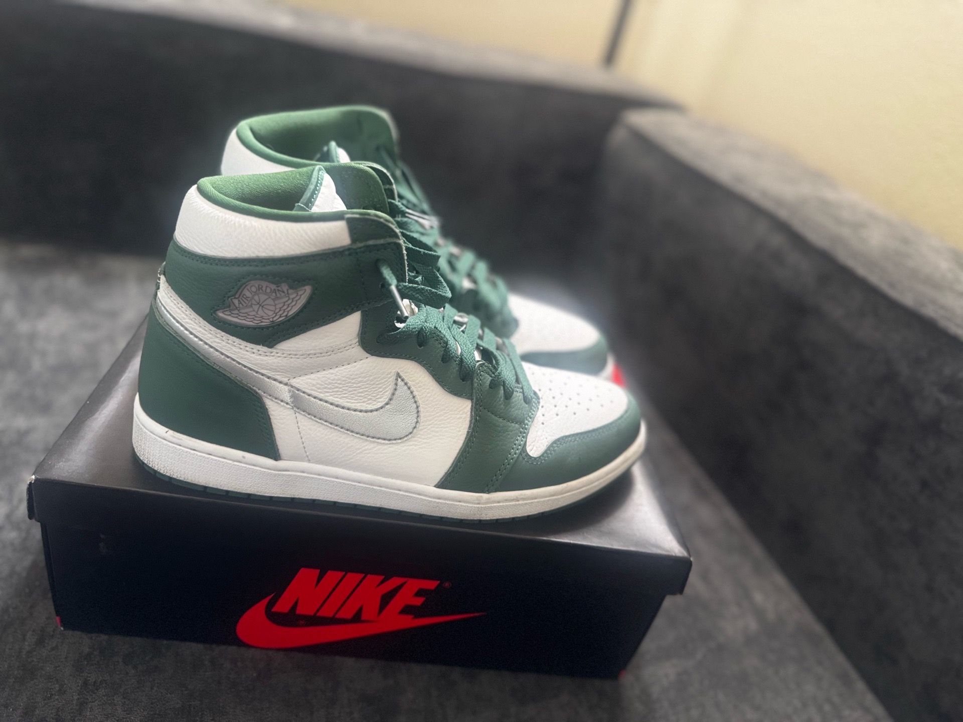 Jordan 1- Gorge Green