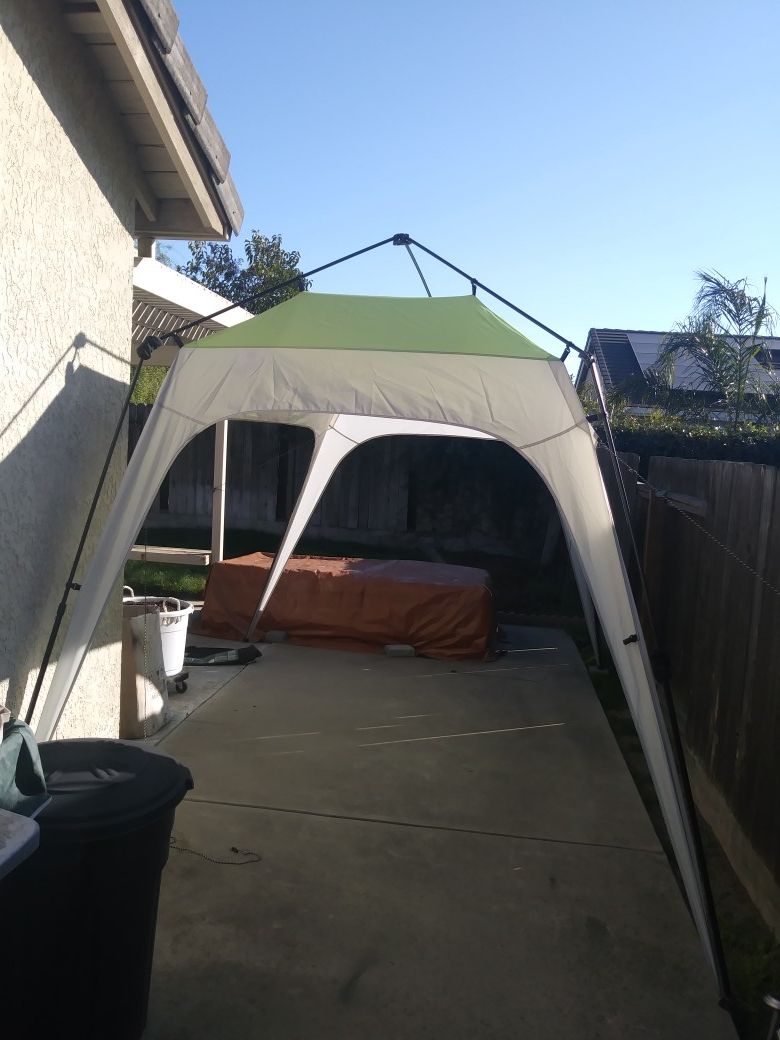 Coleman Superlight 13x9 Shelter for Sale in Modesto CA OfferUp