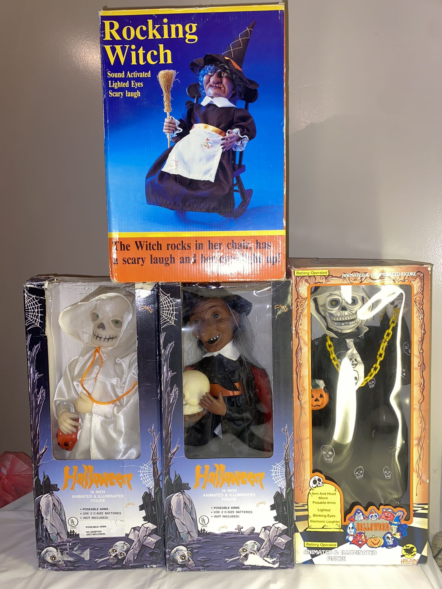 (4) VINTAGE HALLOWEEN TOYS LIGHT UP ANIMATED SKELETON WITCH GHOST PUMPKIN