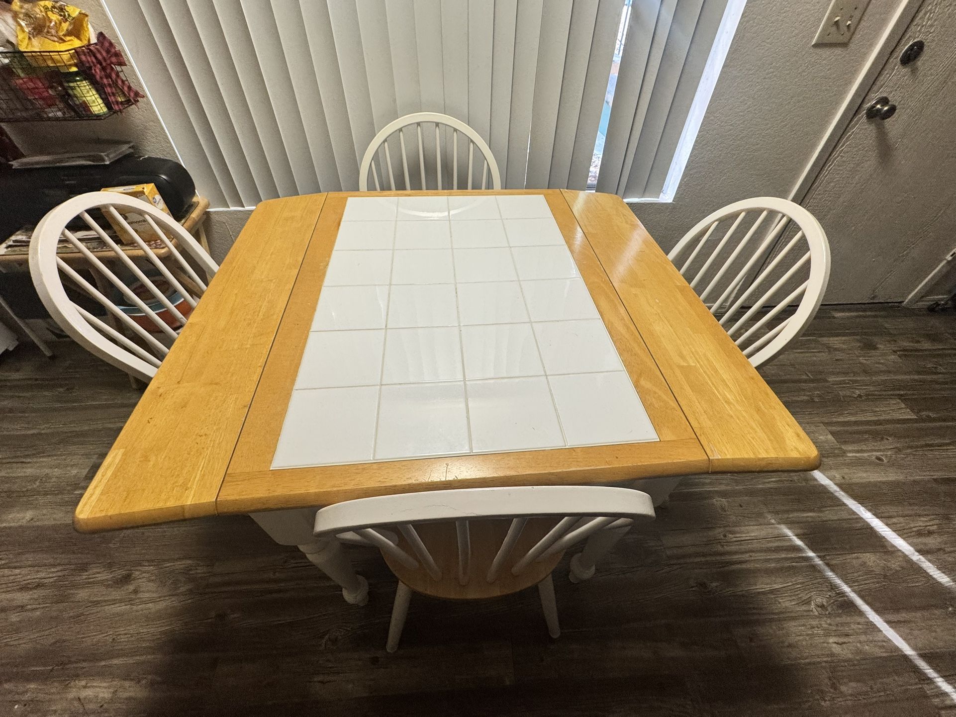 Dinning Table
