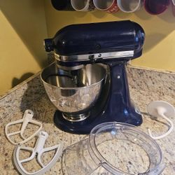 Kitchen-Aide Mixer