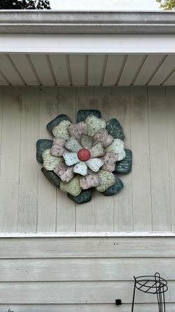 Outdoor wall decor, metal