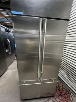 Ge Monogram 36” French Door Fridge 