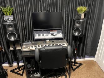 Mackie MR824 8” Studio Monitor Pair + Proline Adjustable Stands