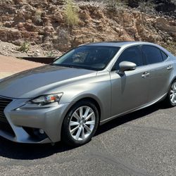 2016 Lexus IS 200T 