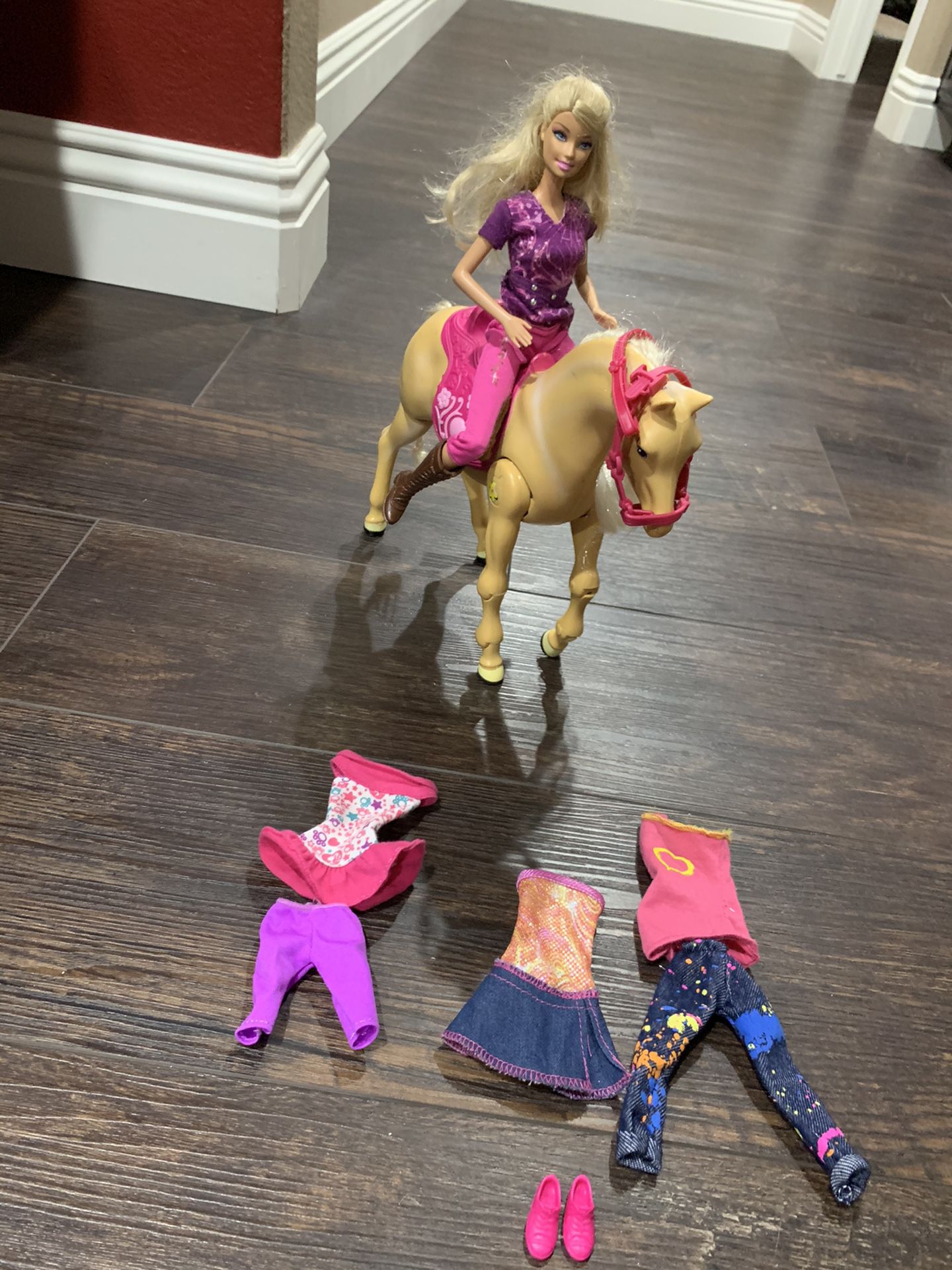 Barbie Horse set