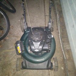 BOLENS LAWNMOWER 