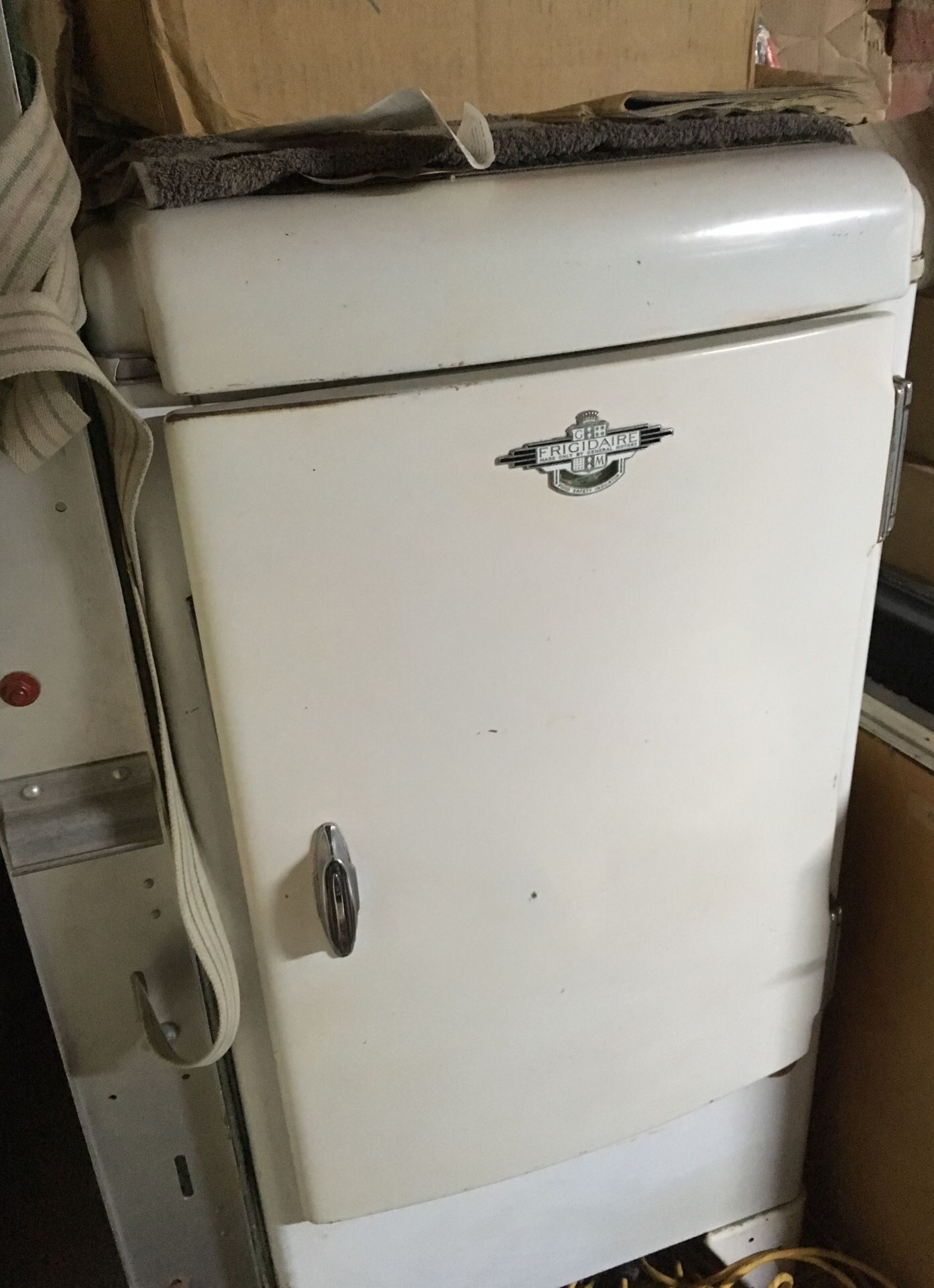 1937 or 1938 Frigidaire GM Vintage Refrigerator