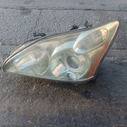 Lexus RX350 Headlight 