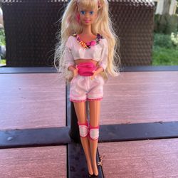 Barbie Flicker ‘n Flash Rollerblade 1991