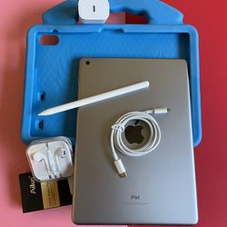 Apple IPad 6th Generation (9.7” Retina / Touch ID) 32GB with kids protective case, Pen & Accessories 