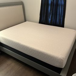 Queen Memory Foam Mattress
