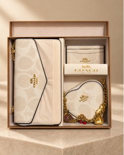 Coach New York 3-Piece Gift Set