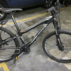 Specialized Hardrock   21 speed Xsmall lightweight aluminum frame with disc brakes