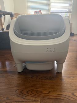 Automatic cat litter box