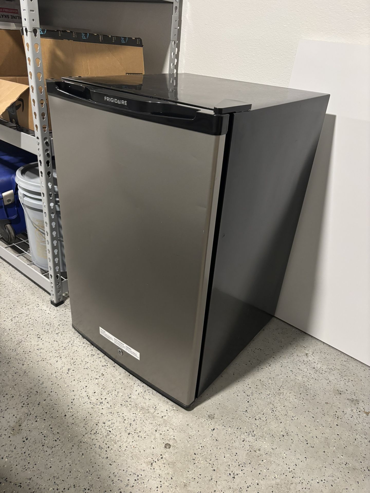 Mini Fridge - Extremely Clean/Like New