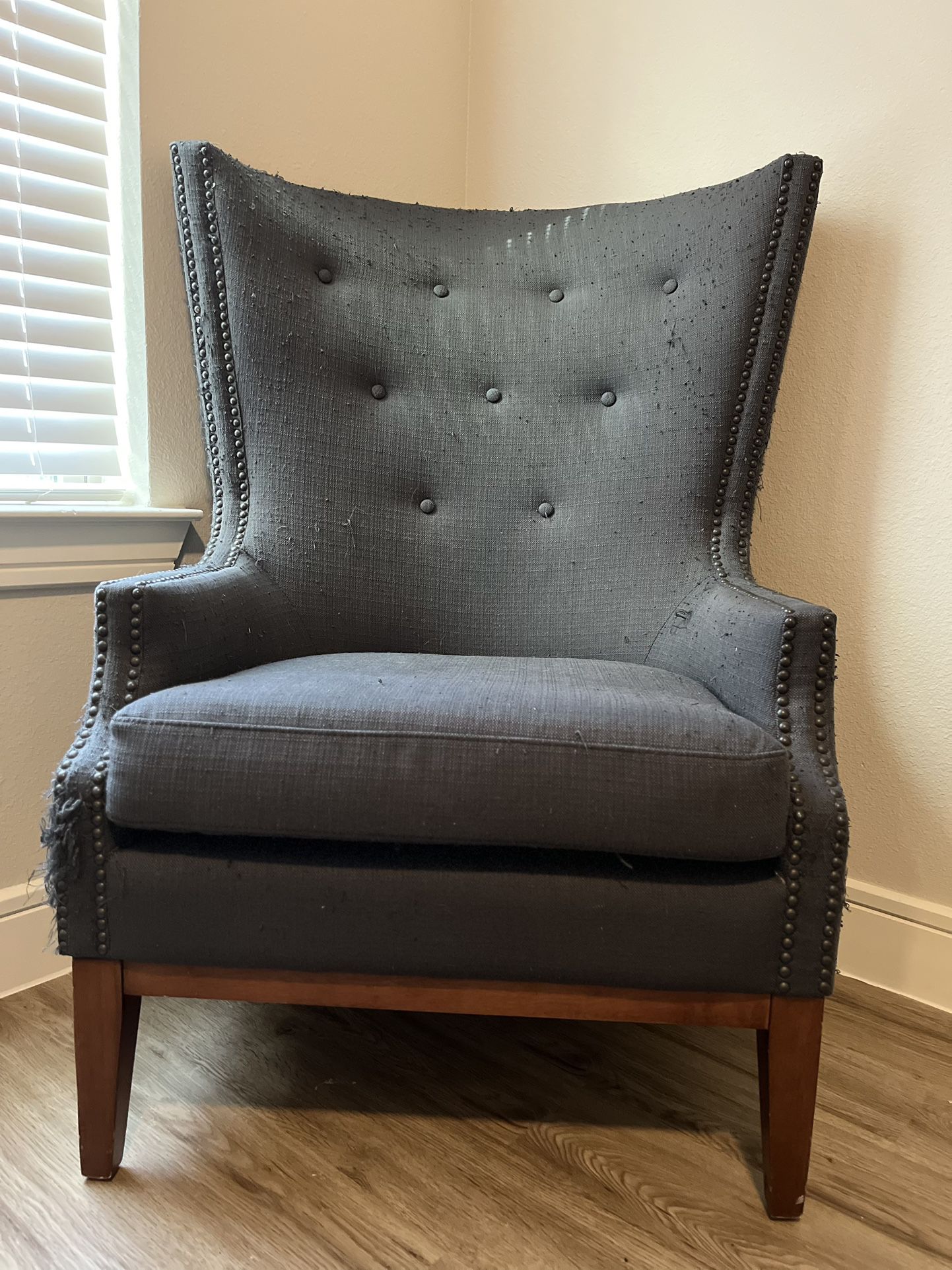 WINGBACK CHAIR*