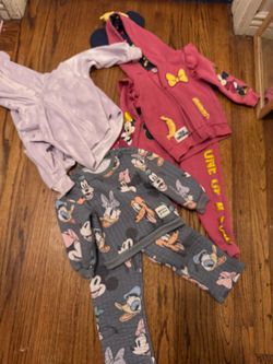 Disney Minnie Mouse and Friends outfits