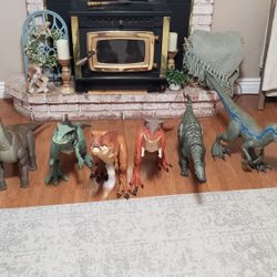 Jurassic World Colossal Dinosaur Set