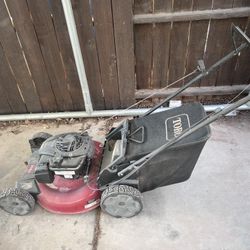 TORO Gas Lawnmower - Read Description 