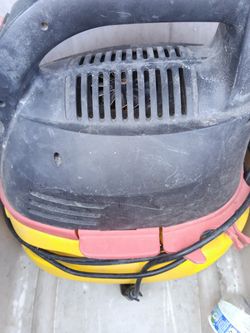 Stinger Wet Dry Vac