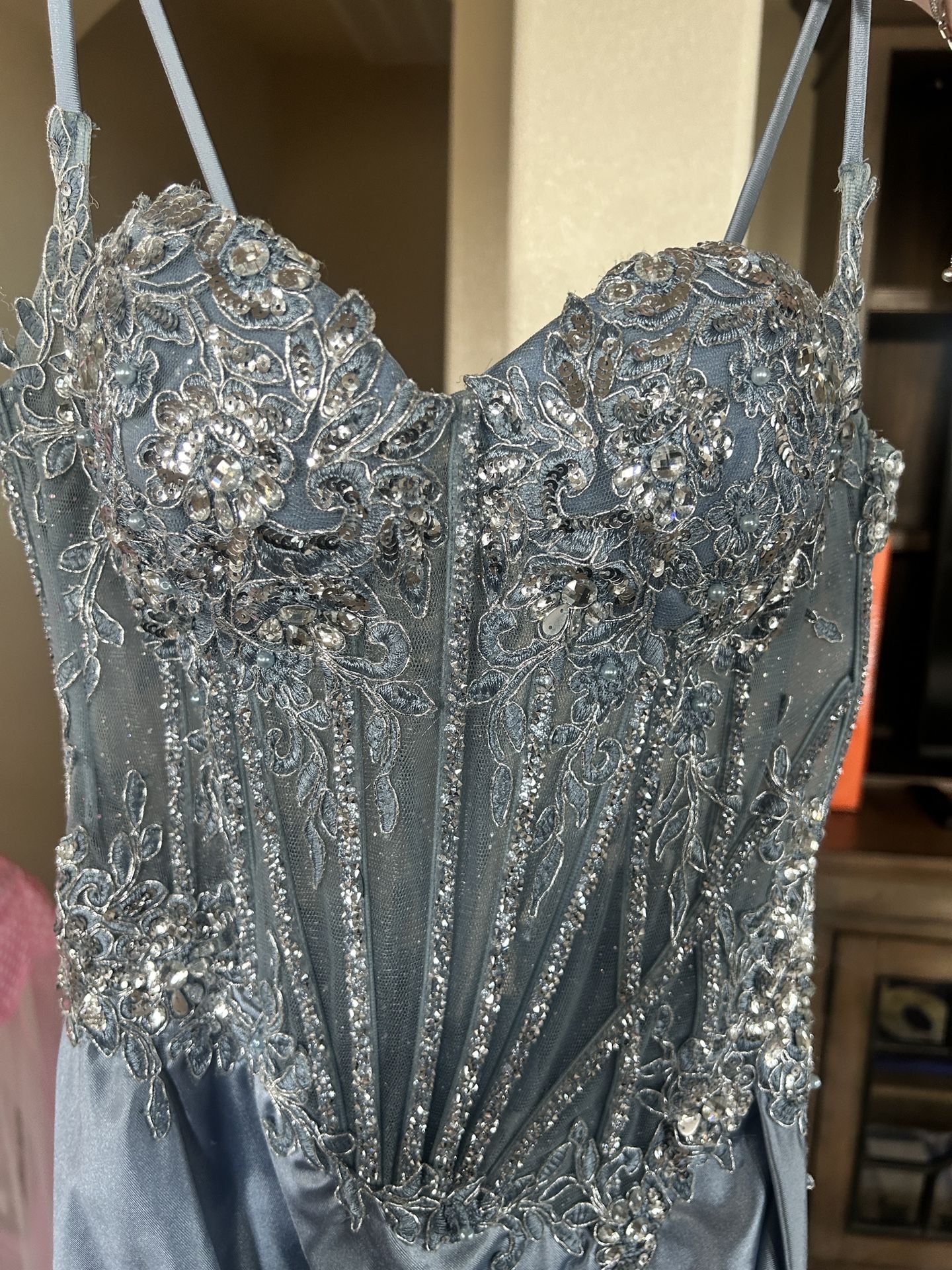 Moda 2000 Prom Dress