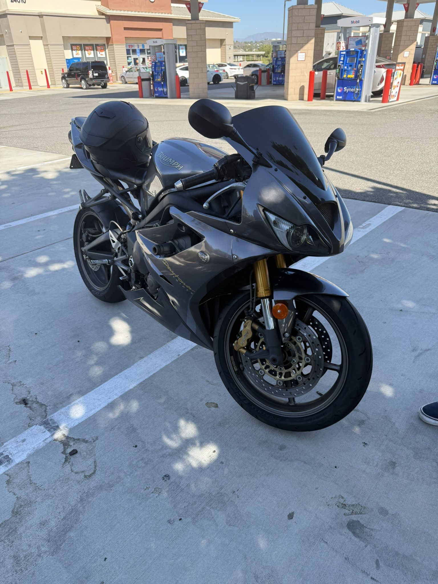 Triumph Daytona 675