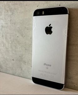 iPhone se unlocked with warranty