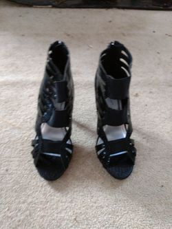 Magrlina Black high heeled shoes size 10w