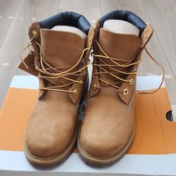 New Timberland Women's Premium Waterproof Boot, Wheat, Size 8