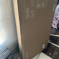 Brand New Sealed Samsung 43” QLED 4K TV — $250 