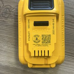 DeWalt 20V MAX Lithium-Ion Battery Pack – 3.0Ah (DCB230)