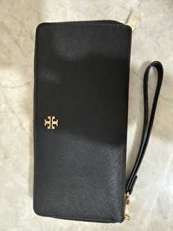 Tory Burch wallet (authentic)