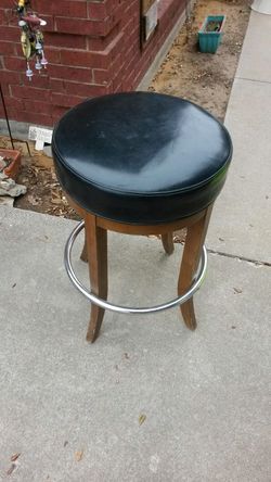Bar stool