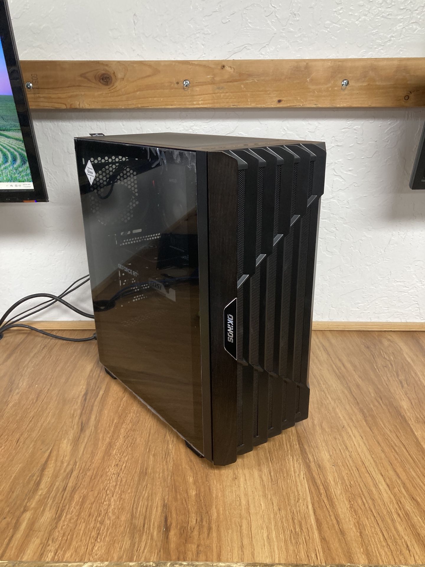 Ultra Gaming Custom Desktop