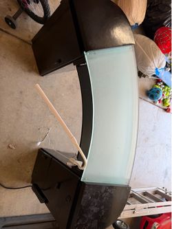 Nail table