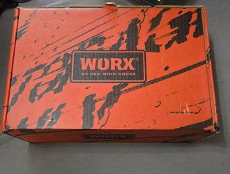Worx boots size 9 (New)