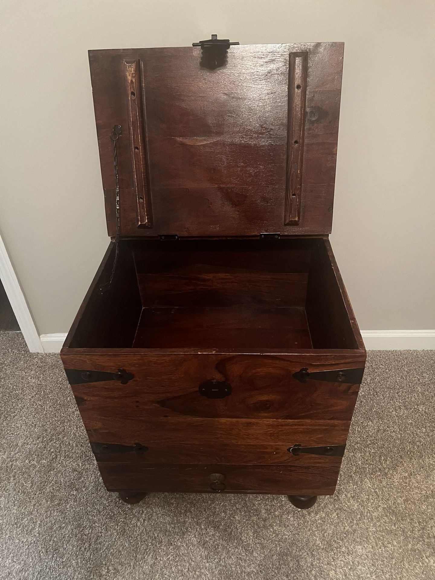 Walnut End Table Wooden Chest