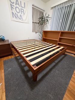Queen Solid Wood Platform Bed Frame – Cherry
