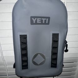OCTA YETI BACKPACK (grey)