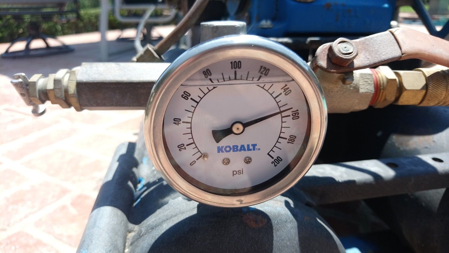 Emglo 8 Gal Twin Tank Gas Powered Air Compressor (Wheelbarrow) for Sale