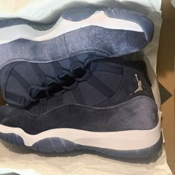 Jordan 11 Navy Velvet Size 10.5