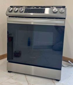 Gas stove