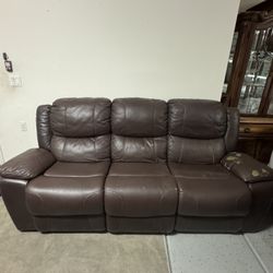 Leather Sofas 