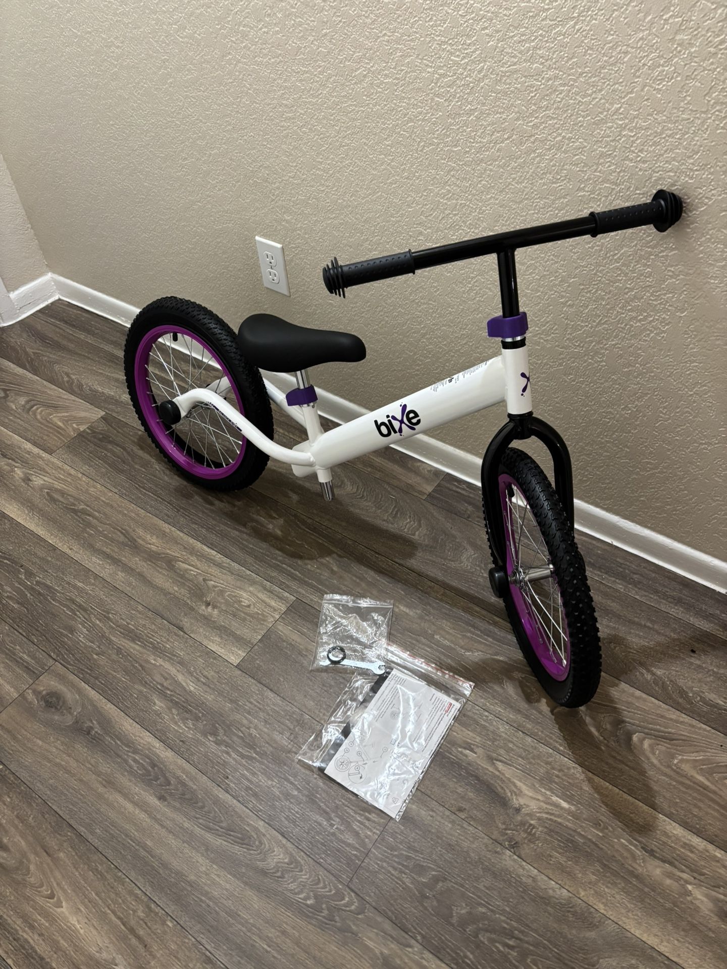 Bixe Balance Bike: for Big Kids Aged 4, 5, 6, 7, 8 and 9 Years Old - No Pedal...