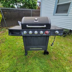 Dyna-Glo Propane Barbeque Grill