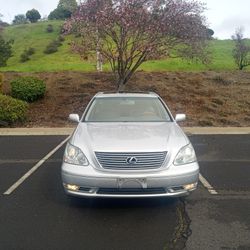 2005 Lexus LS 430