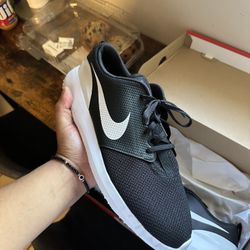 men’s nike running shoes